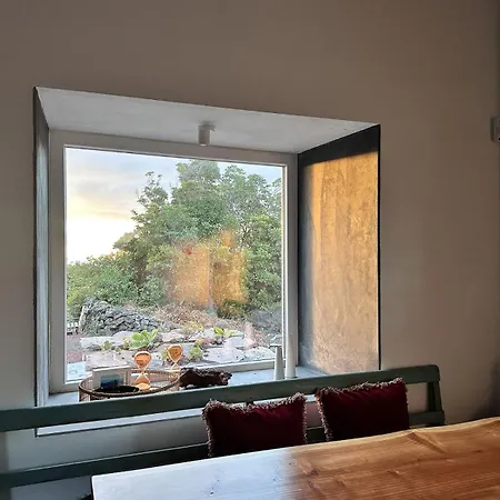 Waka Sun Rise Pico Azores Cais do Pico