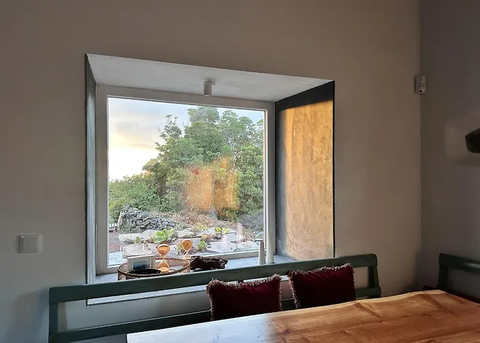 Waka Sun Rise Pico Azores Cais do Pico